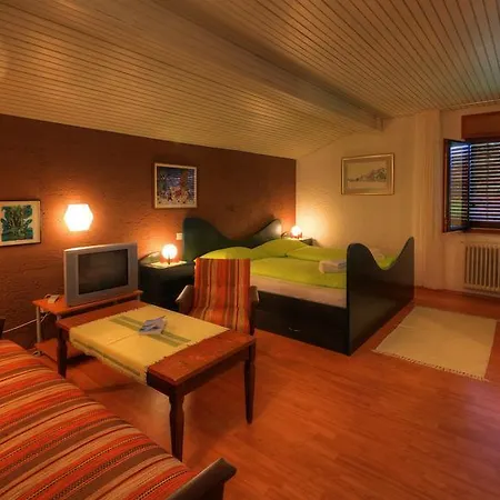 Gostinjska kuća Marko 3*